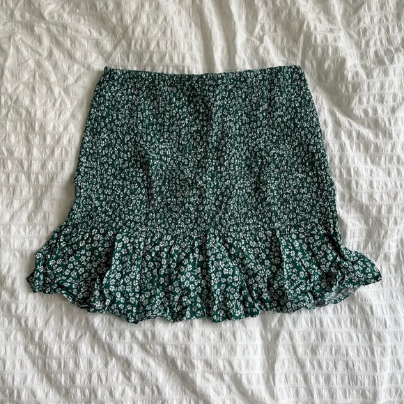 H&M Green Floral Skirt - Size S